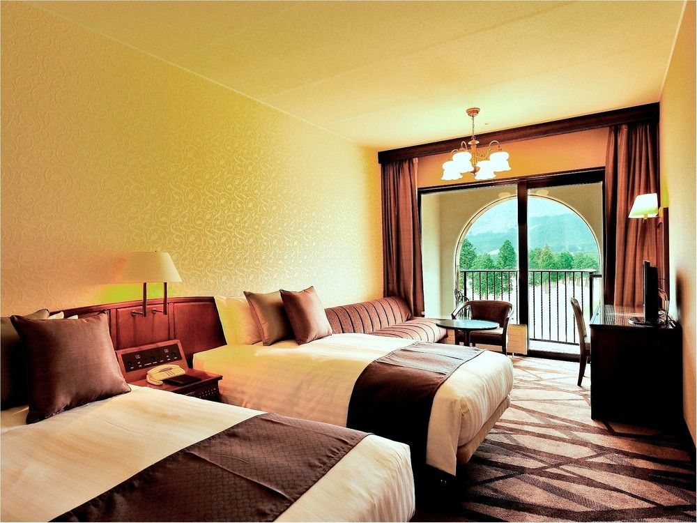 Sengokuhara Hotel 4*